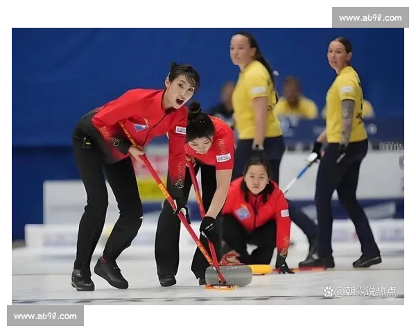 中国女壶首进泛大陆决赛即夺冠!7-6 双杀加拿大成末代王者 中国女壶首进泛大陆决赛即夺冠!7-6 双杀加拿大成末代王者